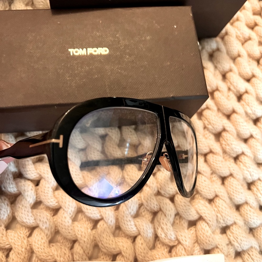 Authentic with receipt Tom ford glasses never worn